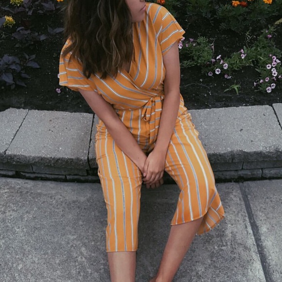 Striped yellow jumpsuit from Honey - Picture 1 of 3